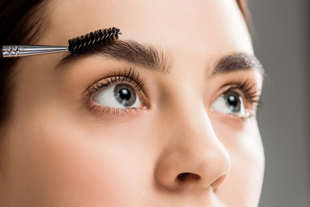 eyebrow transplant