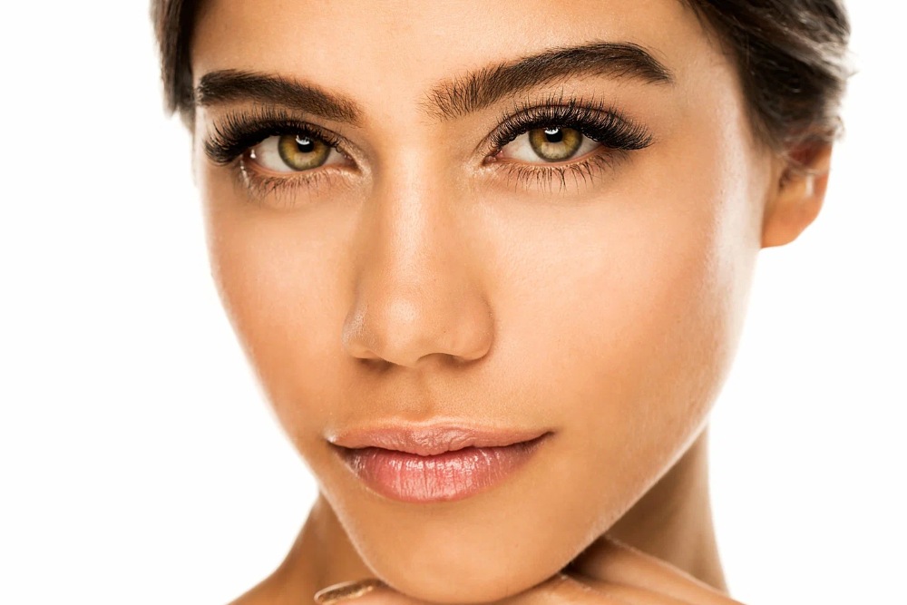 Eyebrow transplantation