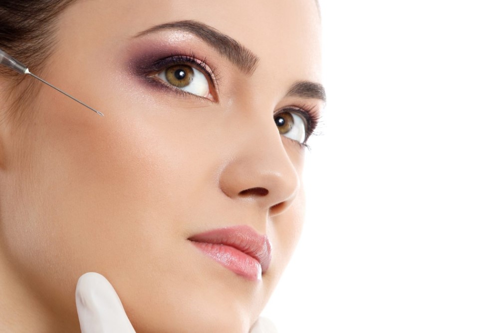 fat injection into the cheeks and facial rejuvenation